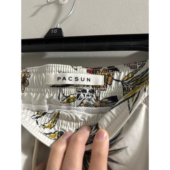 🔴Pacsun Men's swim shorts size Large New - Picture 3 of 7